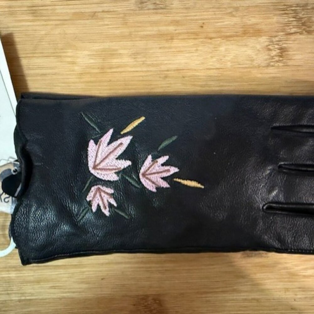 Retro Black leather gloves with pink / pastel floral embroidery - NWT - Picture 9 of 16